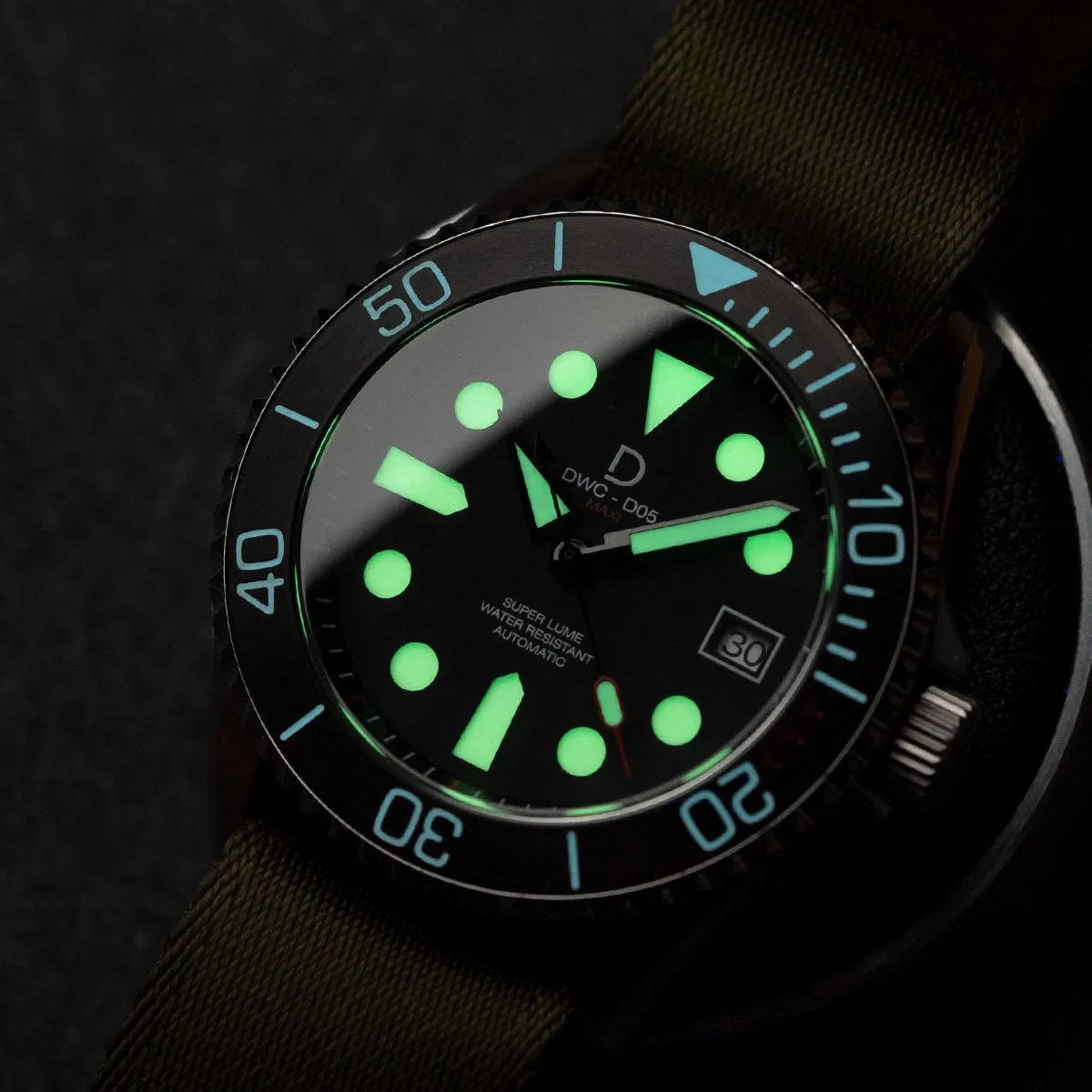 42mm Black Type A bezel dive watch kit  | D05 Maxi Superlume Dial with C3 lume