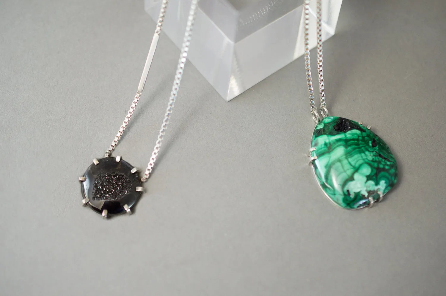 BLACK DRUZY STATION NECKLACE