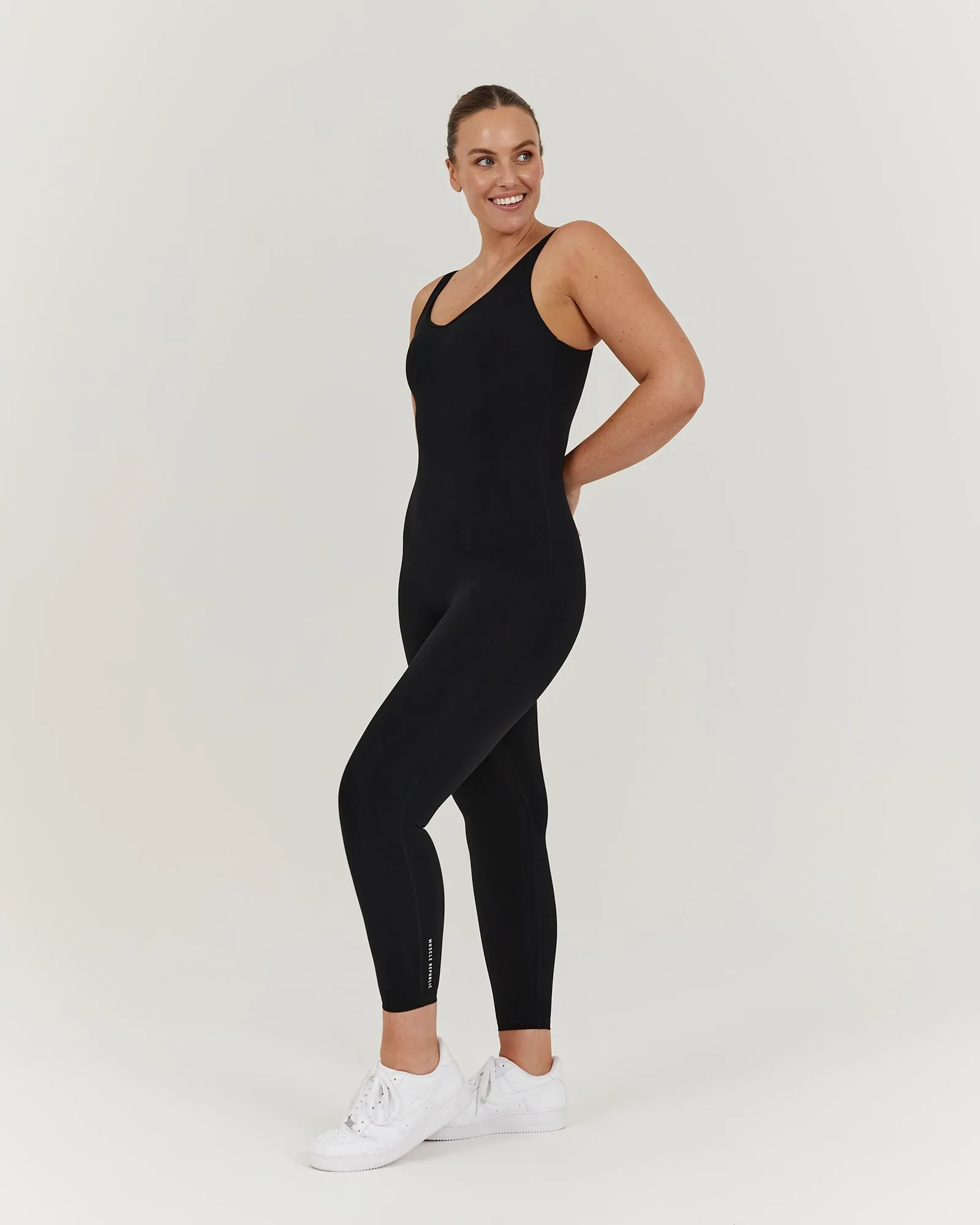 LUXE BROOKE BODYSUIT 24" - BLACK