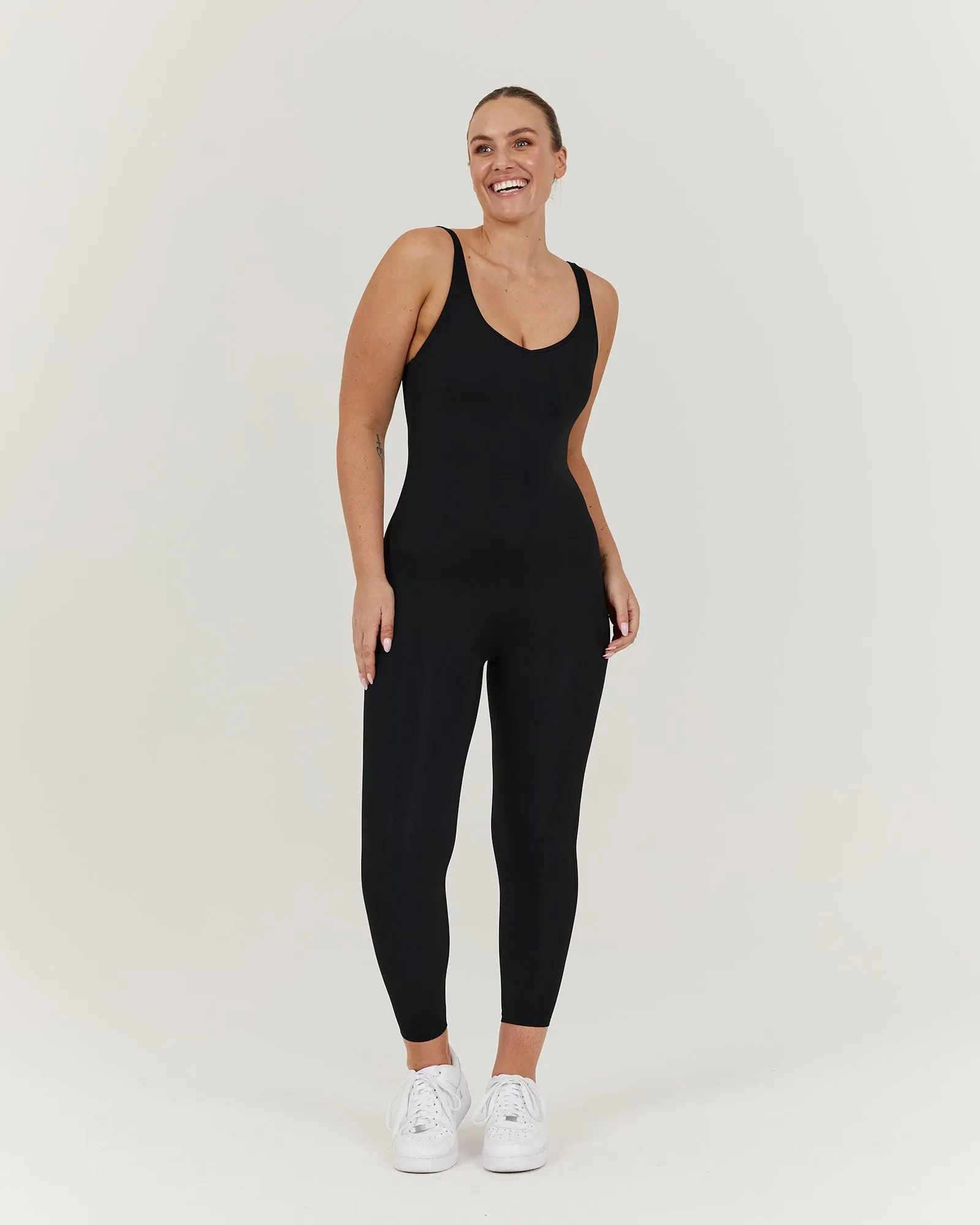 LUXE BROOKE BODYSUIT 24" - BLACK