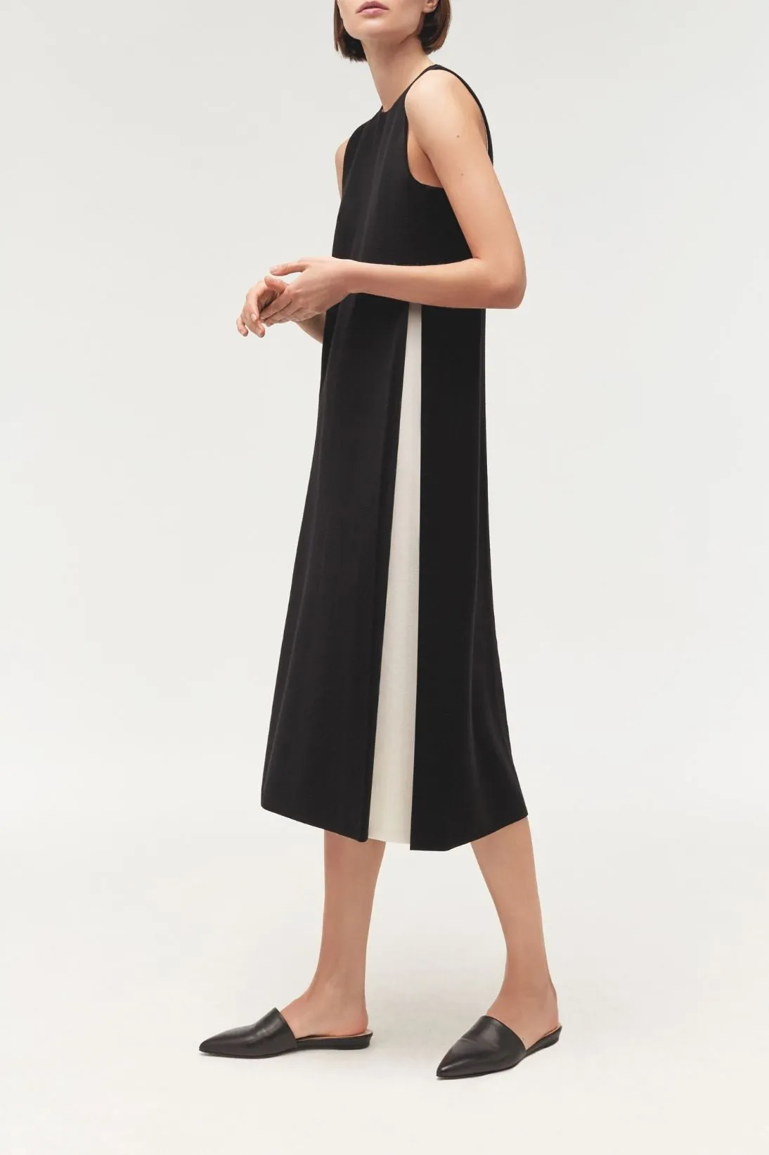 MIDI DRESS W/ CONTRAST PLEATS