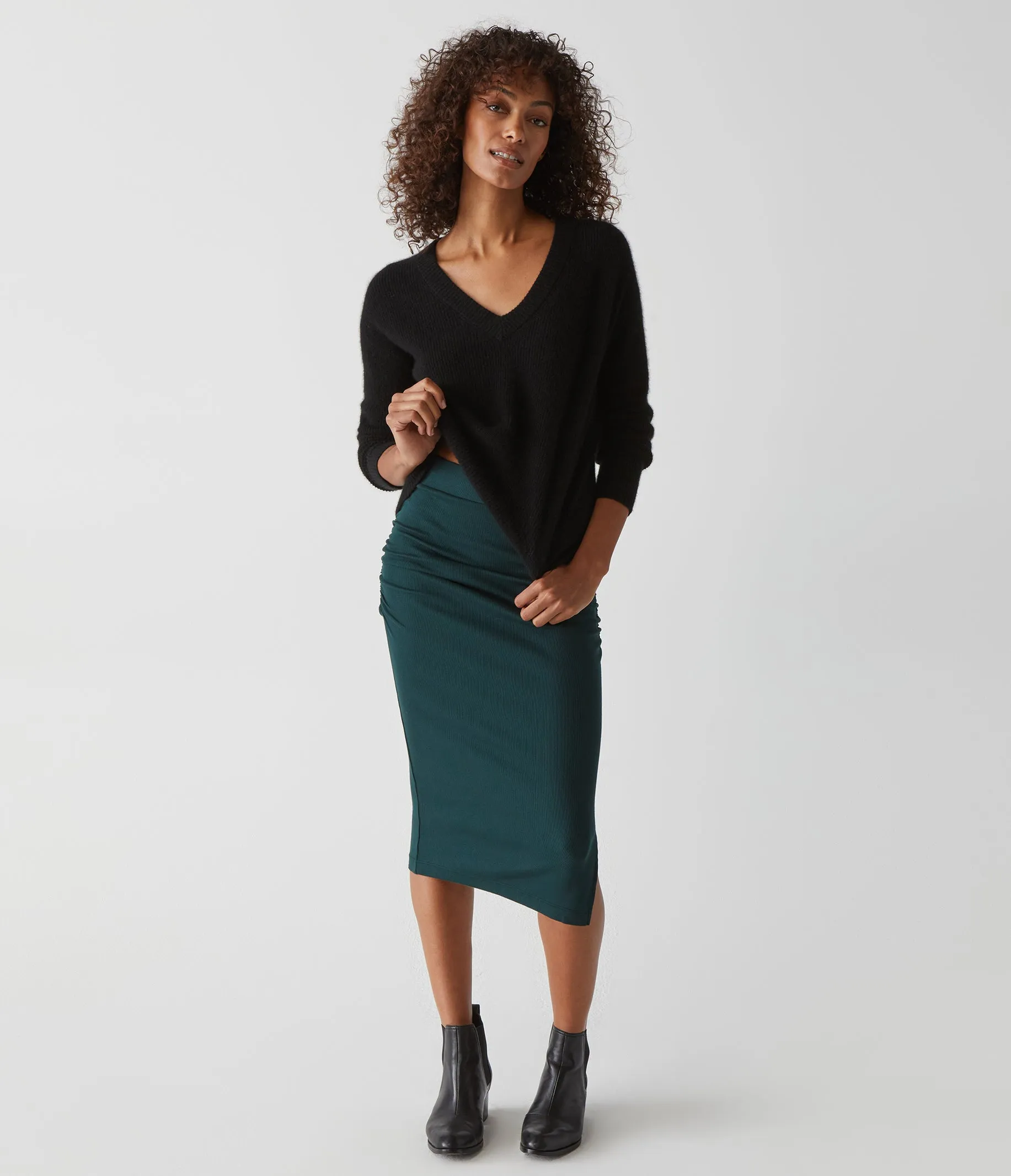 Rae Ribbed Skirt with Slit