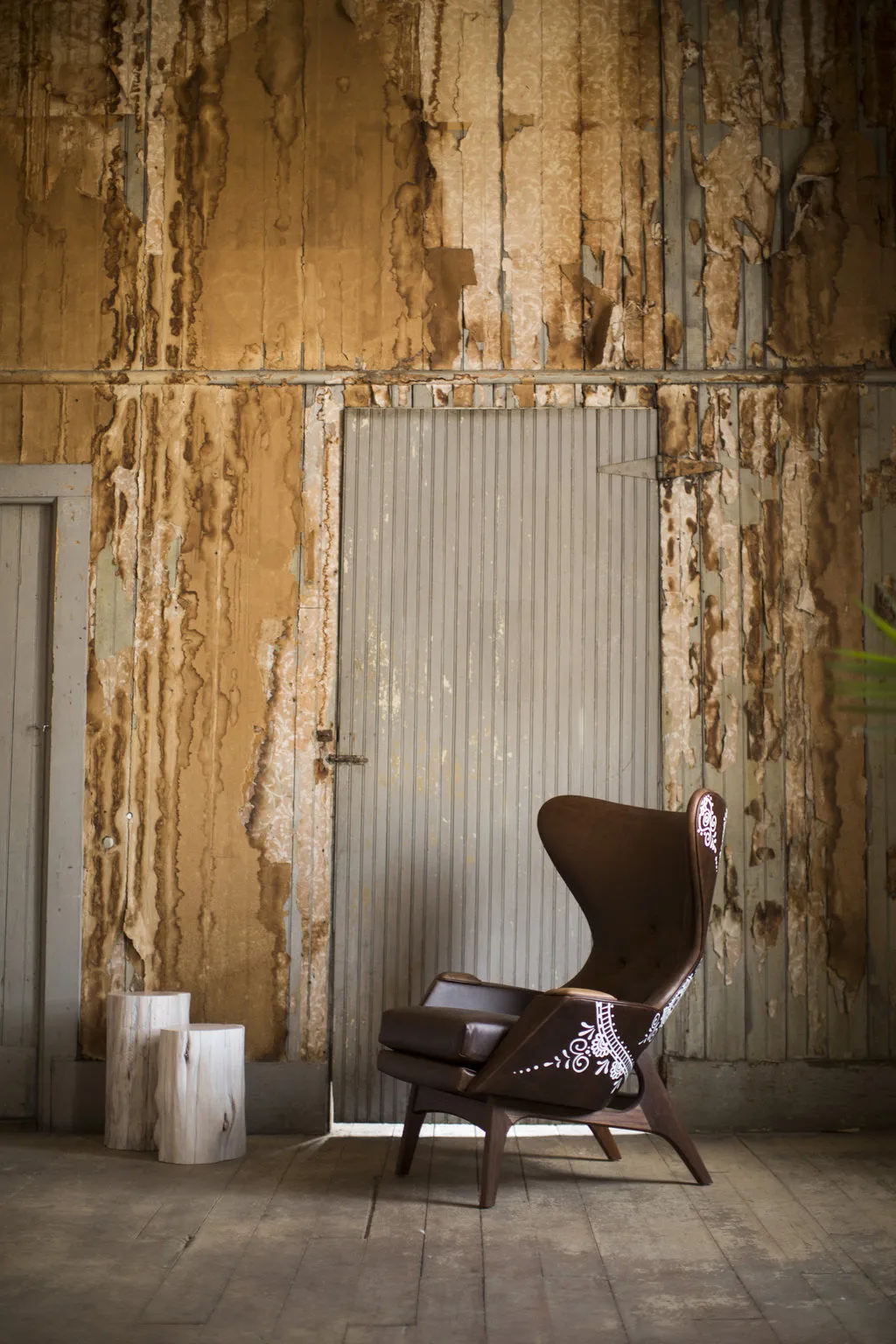 Tree Stump Table - 0917